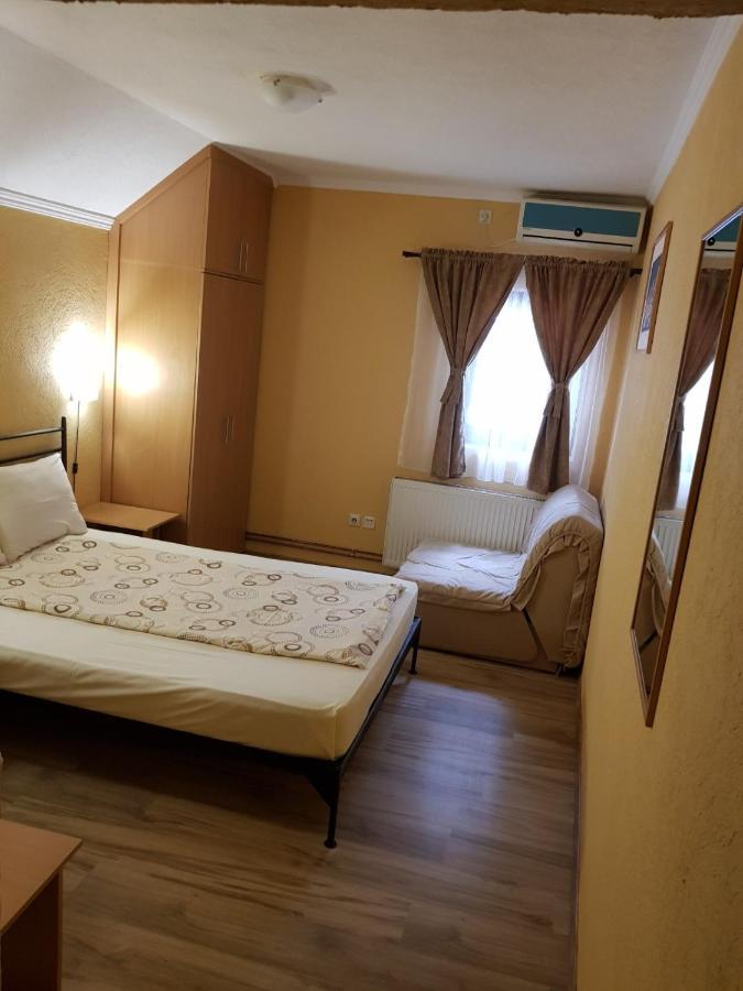 Etno Kuca Sa Konacistem Gocko Hotel Vrnjacka Banja Bagian luar foto
